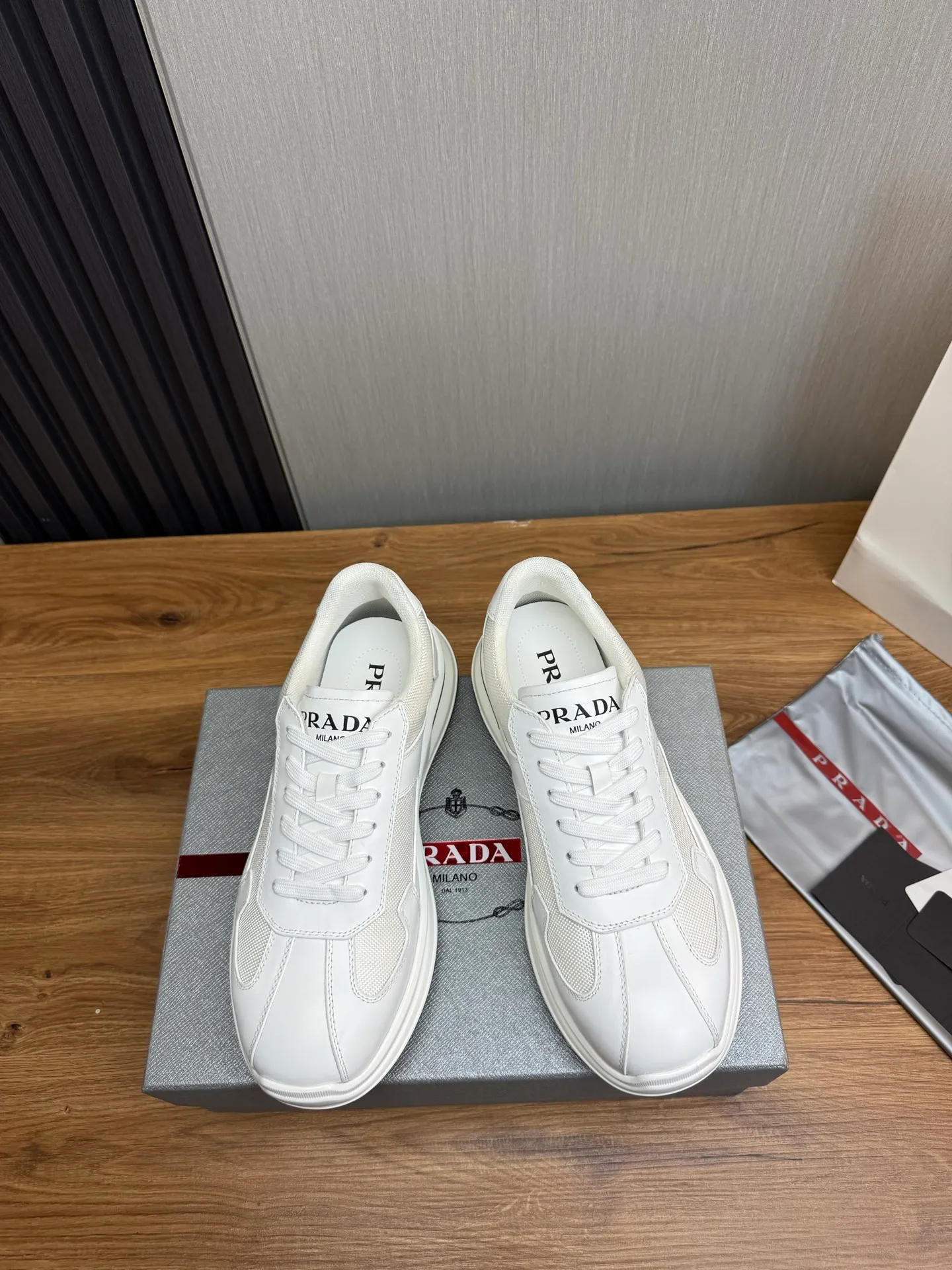 Men's shoes 💰600💰 [PRADA] Popular men's shoes shipped 👏Official website synchronized ⬆️Original cowhide fabric + cowhide lining, 1⃣️:1⃣️reproduction, original sole, 38-45 (45. Customized, non-refundable)